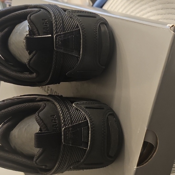 SOLD - Balenciaga Black Athletic Shoes - Picture 4 of 7